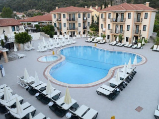 MARCAN BEACH HOTEL