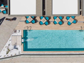Mare Blue and Suites (Adults Only 16+)