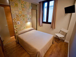 Mare Nostrum Hostal