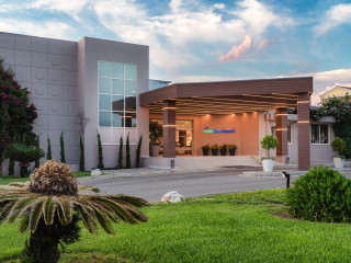 Mareblue Beach Resort