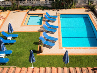 Marianthi Apartments