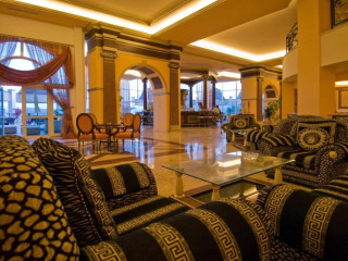 ARC DE TRIOMPHE BY RESIDENCE HOTELS