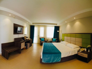 JADORE DELUXE HOTEL & SPA