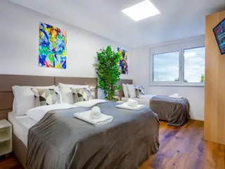 Mark's Penthouse Apartments