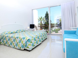 Marlita Beach Hotel Apartments