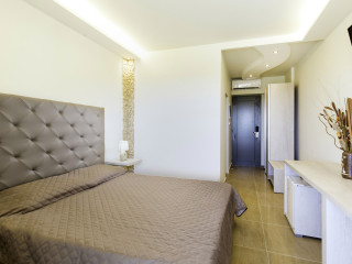 Maroula Blue Studios and Suites