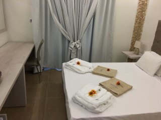 Maroula Blue Studios and Suites