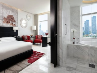 MARRIOTT BANGKOK SUKHUMVIT