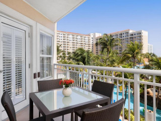 Marriott's Aruba Surf Club