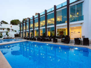 MarSenses Ferrera Blanca Hotel Family