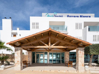 MarSenses Ferrera Blanca Hotel Family