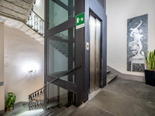 MARTELLI 6 SUITES AND APARTMENTS