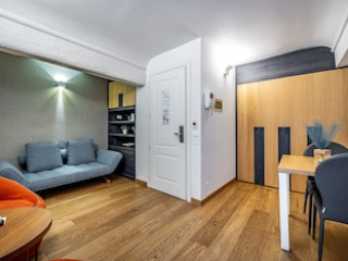 MARTELLI 6 SUITES AND APARTMENTS