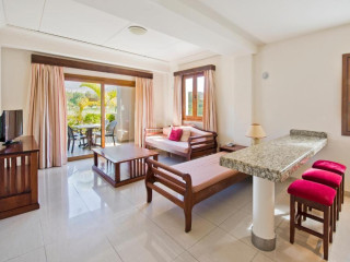 Marylanza Suites & Spa