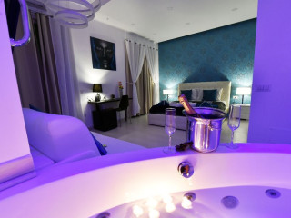MASCHIO ANGIOINO SUITE