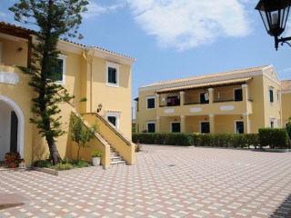 Matoula Apartments