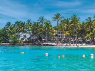 Mauricia Beachcomber Resort and Spa