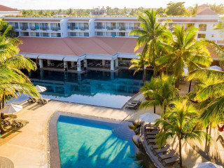 Mauricia Beachcomber Resort & Spa