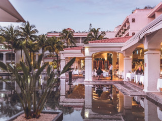 Mauricia Beachcomber Resort & Spa