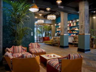 Max Brown 7th District Wien