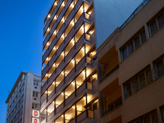 Max Brown Athens