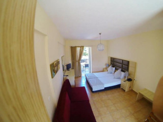 Maya Bay Hotel