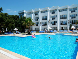 Maya Golf Hotel