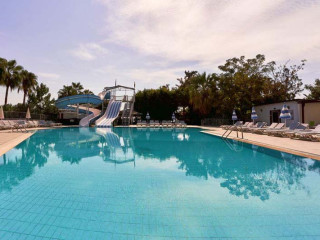CORAL BEACH HOTEL