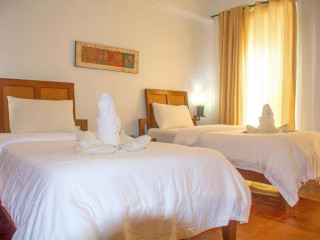 Mayumi Beach Villa
