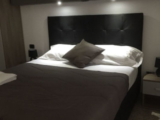 MB95 MEZZOCANNONE LUXURIOUS B&B