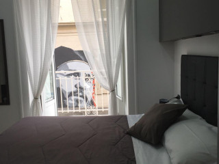 Mb95 - Mezzocannone Luxurious Bed&Breakfast