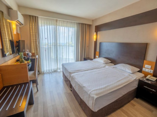 MC ARANCIA RESORT HOTEL