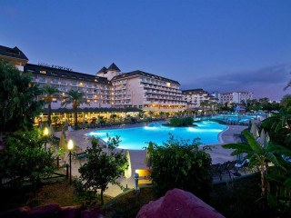 VILLA AZUR CAP D#039;AIL (17 KM FROM NICE)