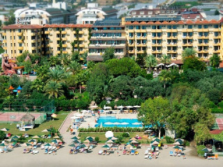 MC MAHBERI BEACH HOTEL