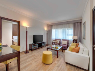 Hotel Radisson Blu Dubai Barsha Heights (ex. Media Rotana)