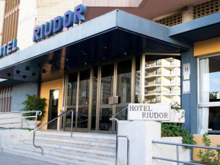 Riudor (Adults Only)