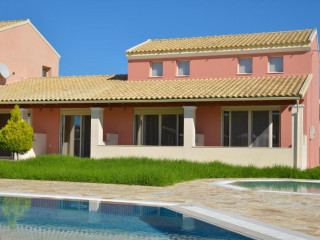 Megali Luxuries - studios & maisonettes