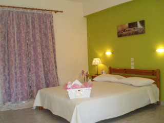 Megara Hotel 