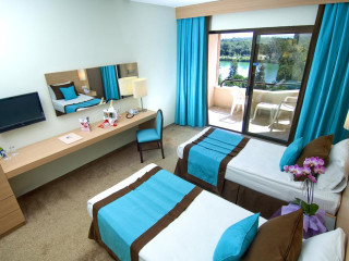 MEGASARAY RESORT SIDE