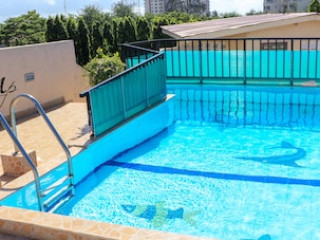 MEI PLACE APARTMENTS