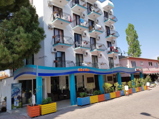 Melike Hotel