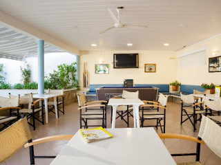 Melissa Apartments