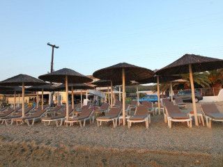 Meliton Inn Hotel and Suites