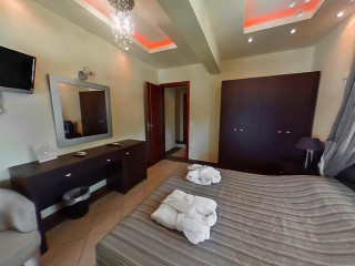 Meliton Inn Hotel & Suites