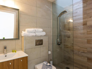 Meltemi Coast Suites