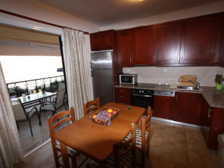 Menigos Resort