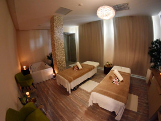 Mera Resort