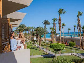 MERAKI RESORT