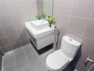 MERCU SUMMER SUITE KLCC AT PENGUIN HOMES