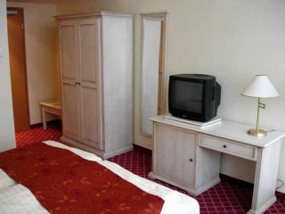 MERCURE CHATEAU BERLIN AM KURFURSTENDAMM